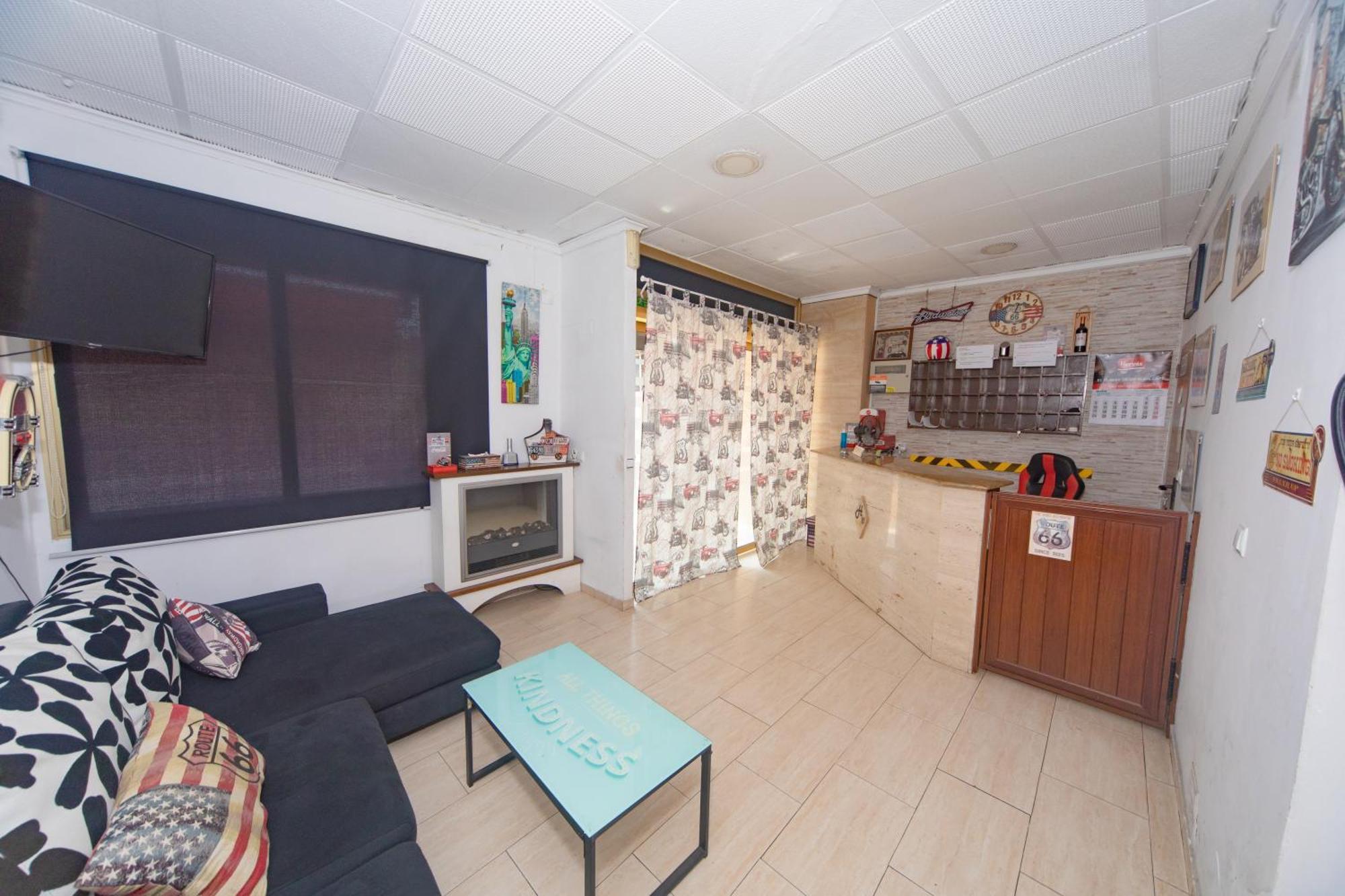 Hostal Virginia Favareta Exteriör bild